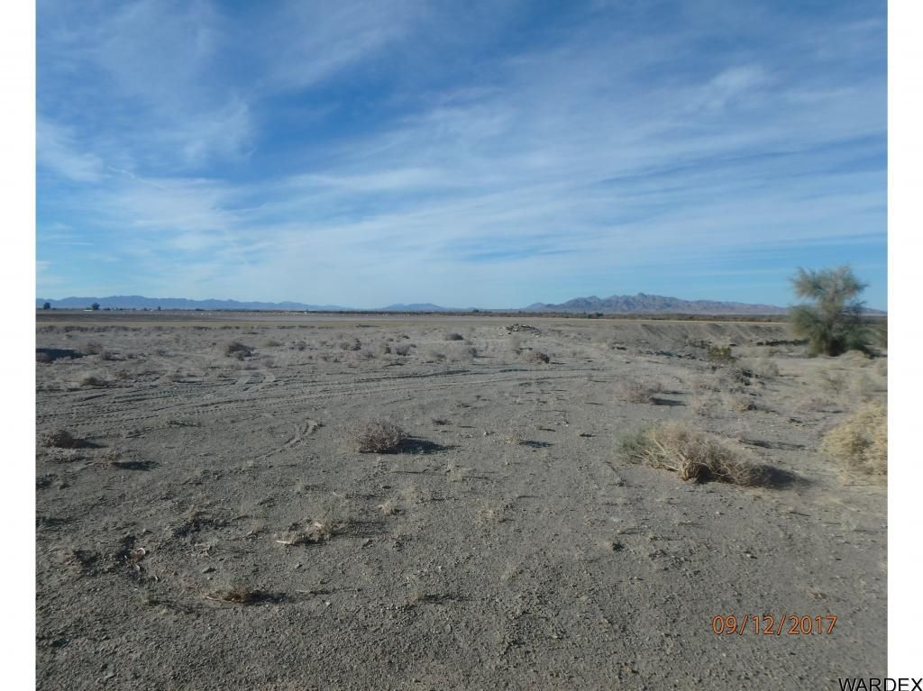 1 acres in La Paz County, Arizona