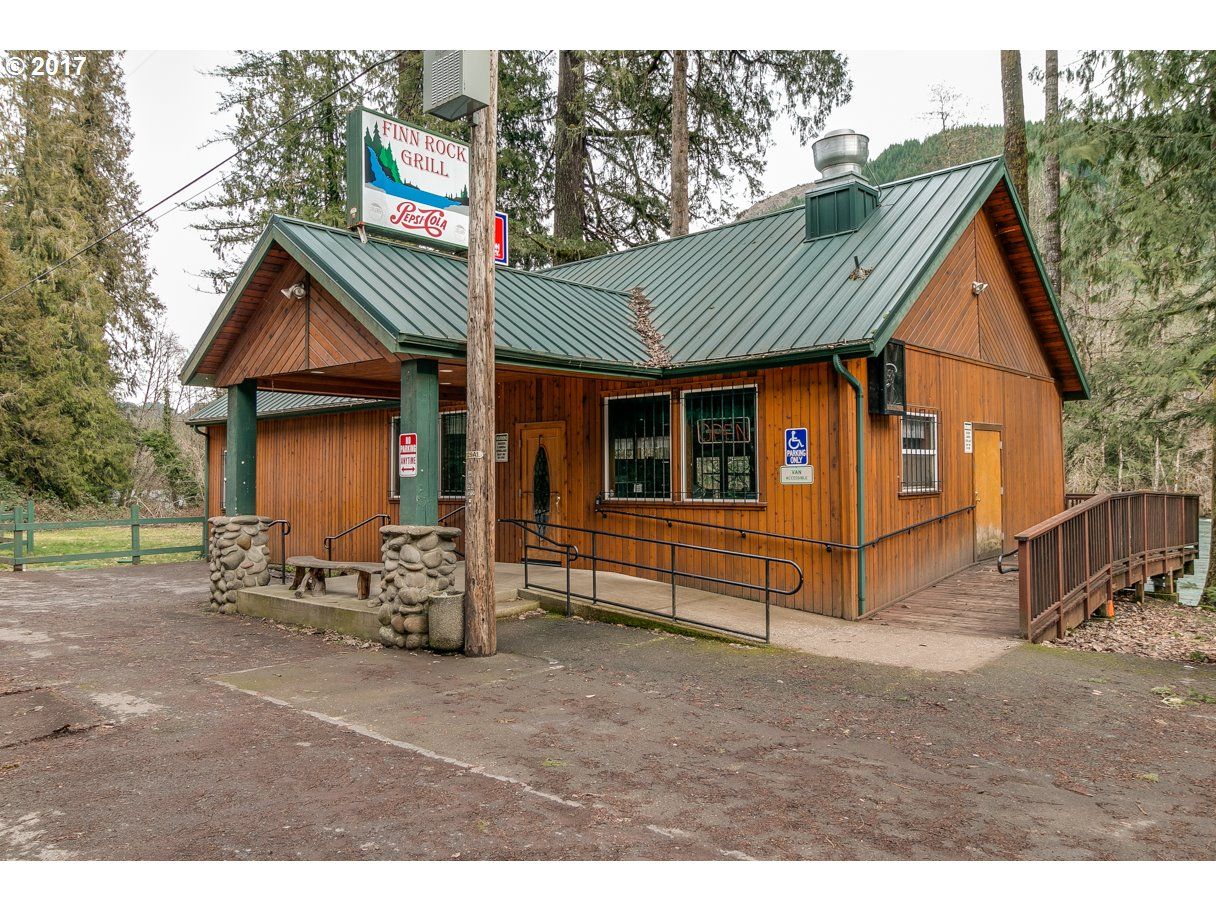 1.74 acres in Lane County, Oregon