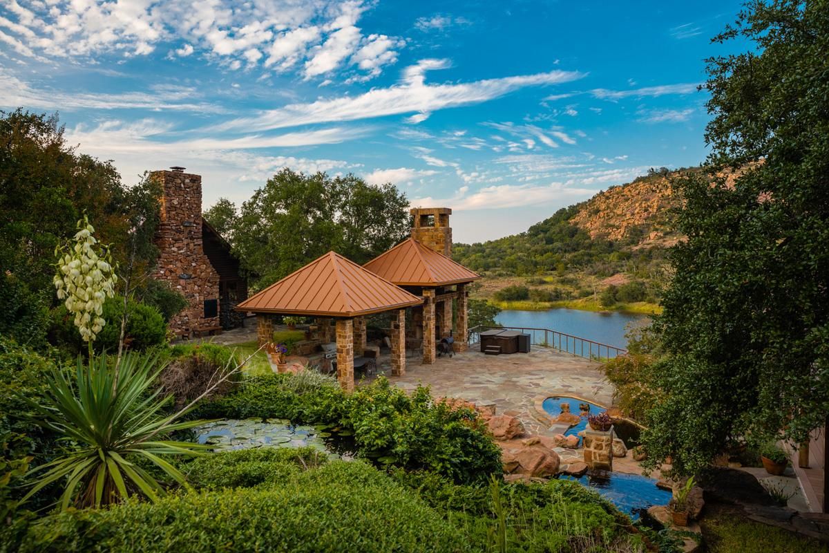 2,728 acres in Llano County, Texas