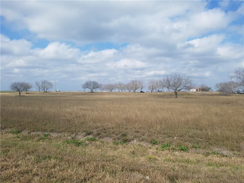 7.9 acres in Nueces County, Texas