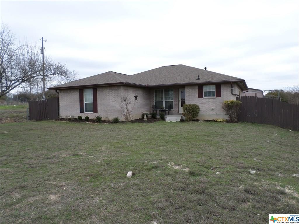 8.68 acres in Lampasas County, Texas