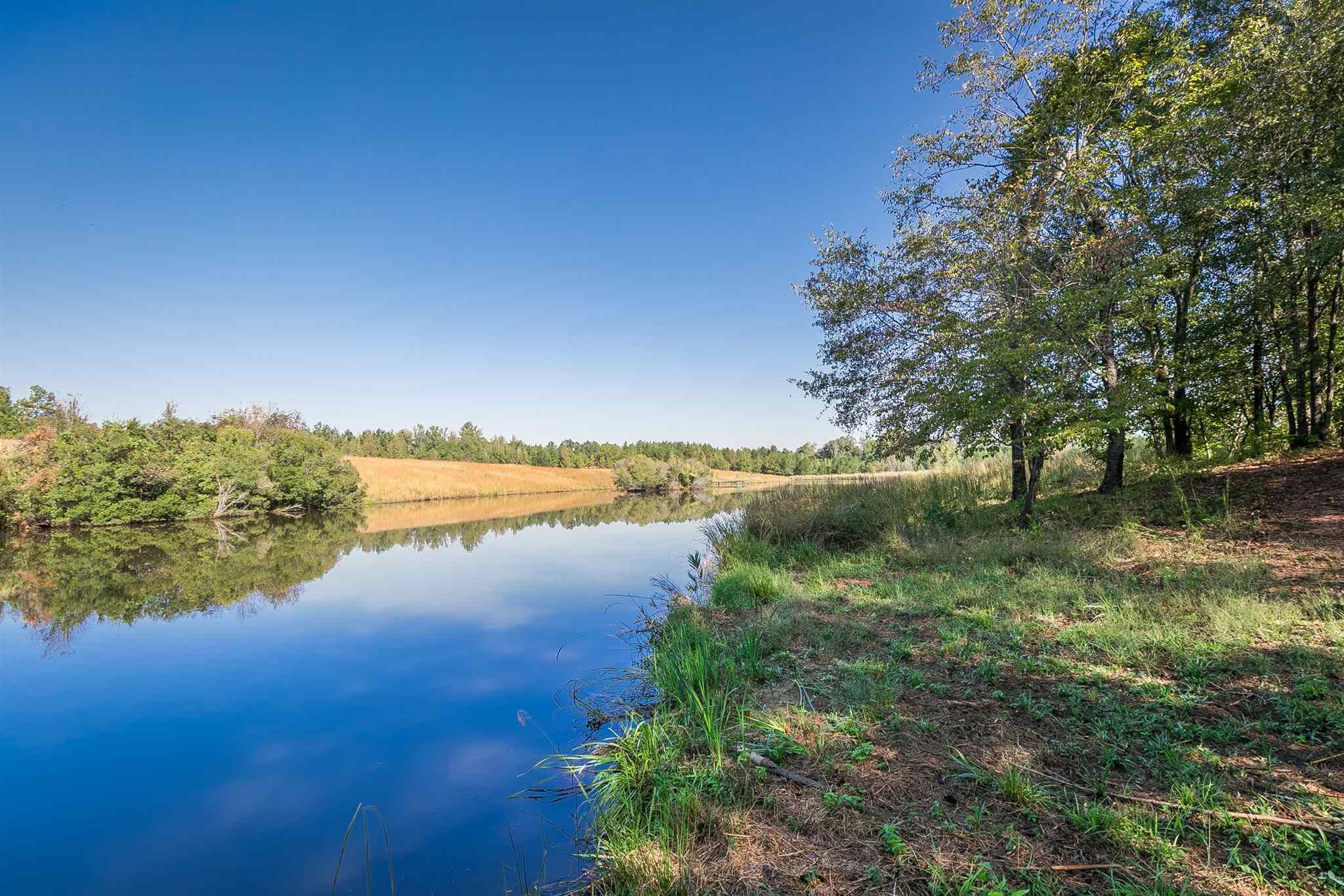 124.55 acres in Hancock County,