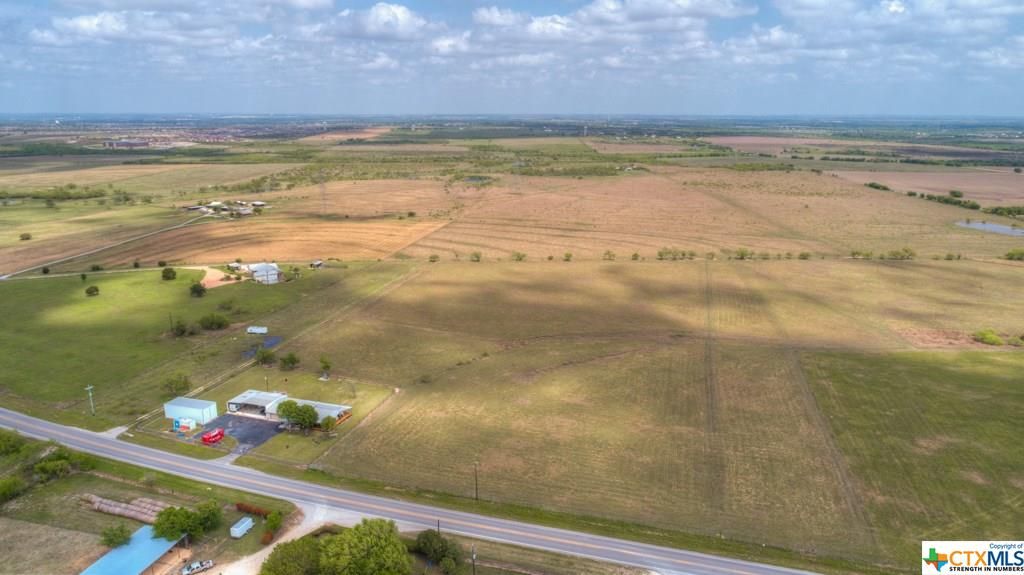 6 acres in Guadalupe County, Texas