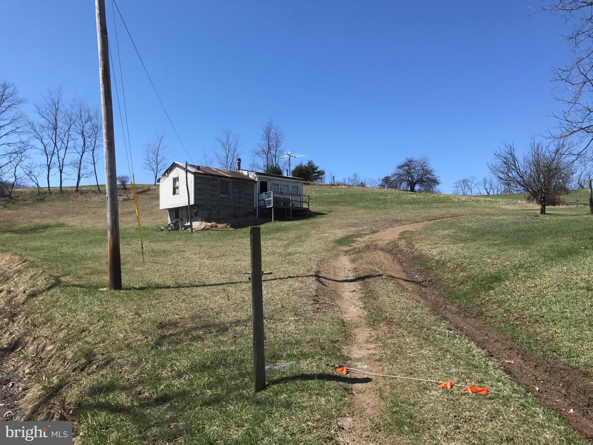 15.38 acres in Hardy County, West Virginia
