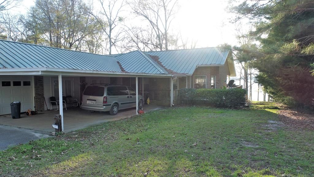 1.37 acres in Clay County,