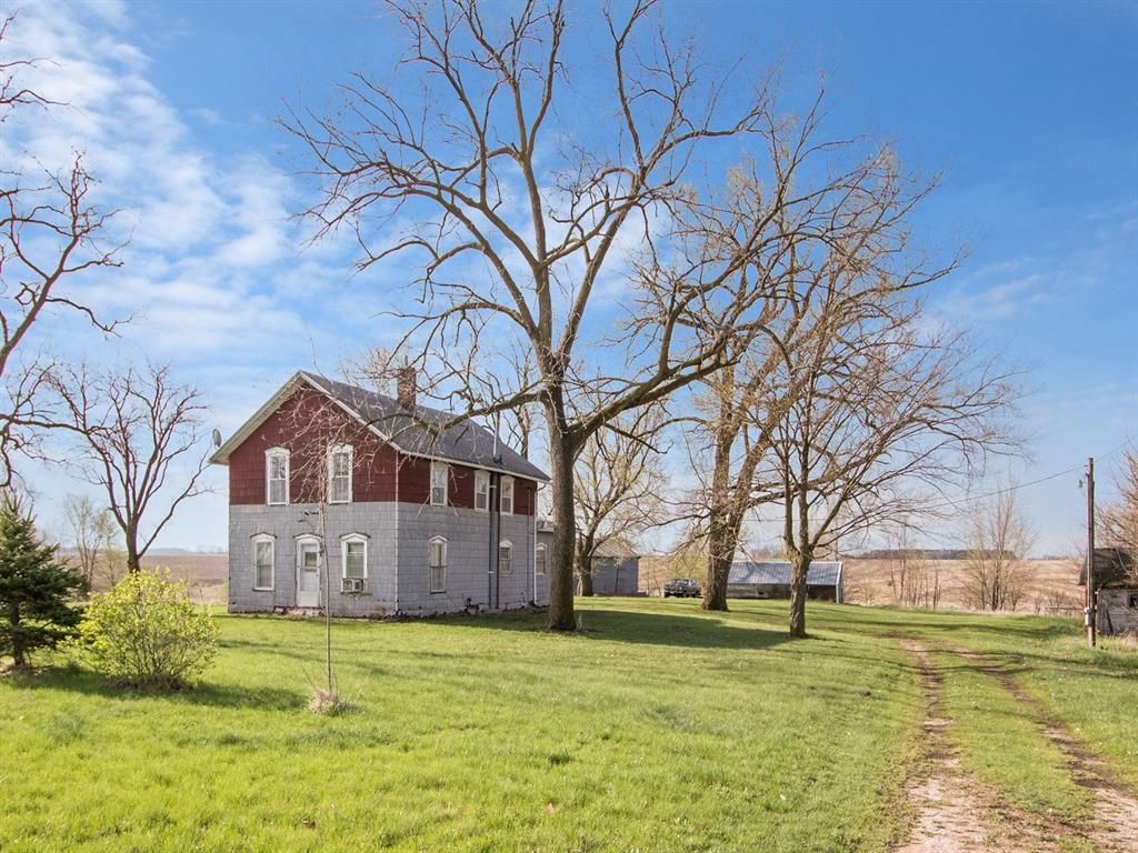 3 acres in Linn County, Iowa