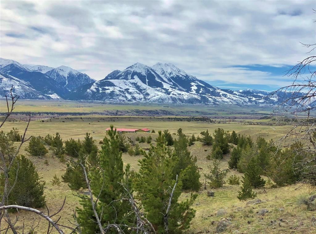 20.14 acres in Park County, Montana