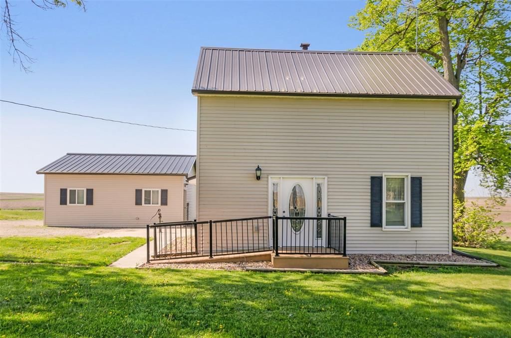 1.51 acres in Benton County, Iowa