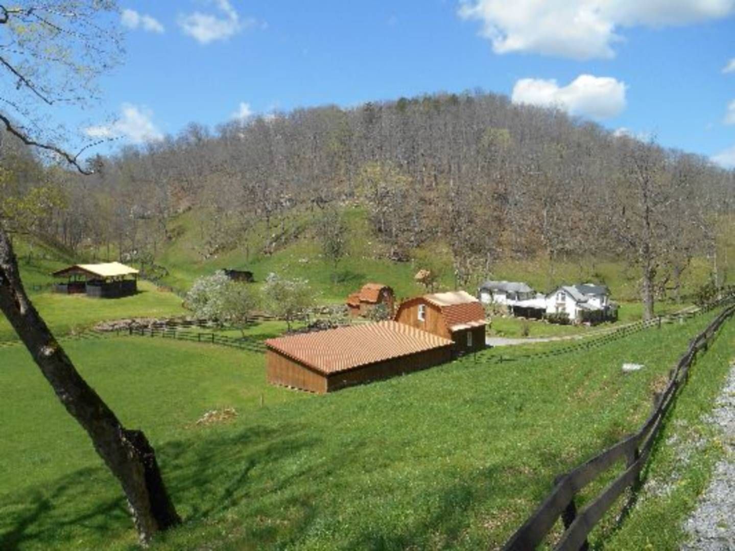 334 acres in Calhoun County, West Virginia