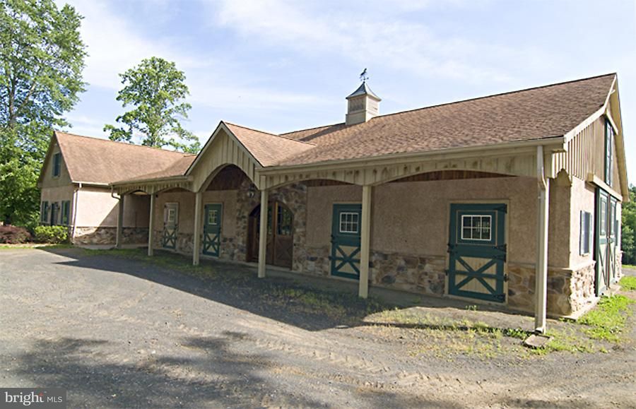 141 acres in Rappahannock County, Virginia