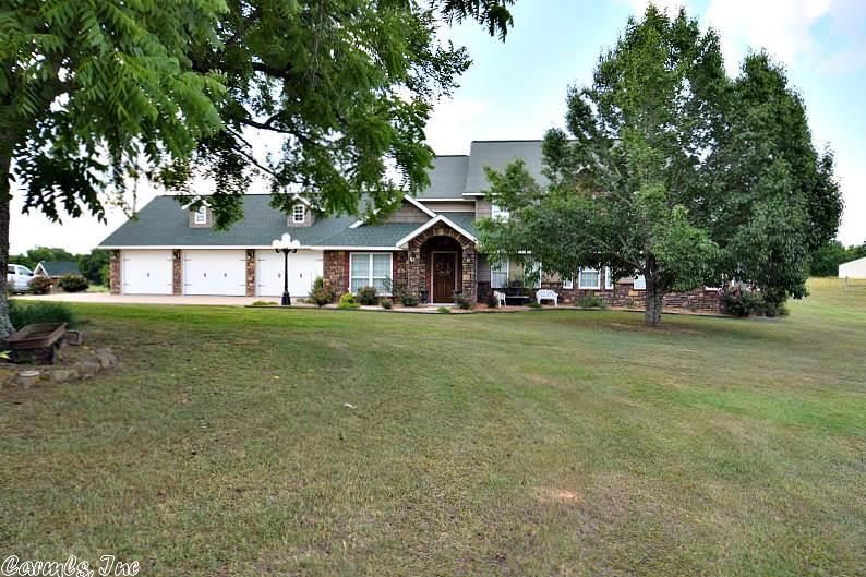 35 acres in McCurtain County, Oklahoma