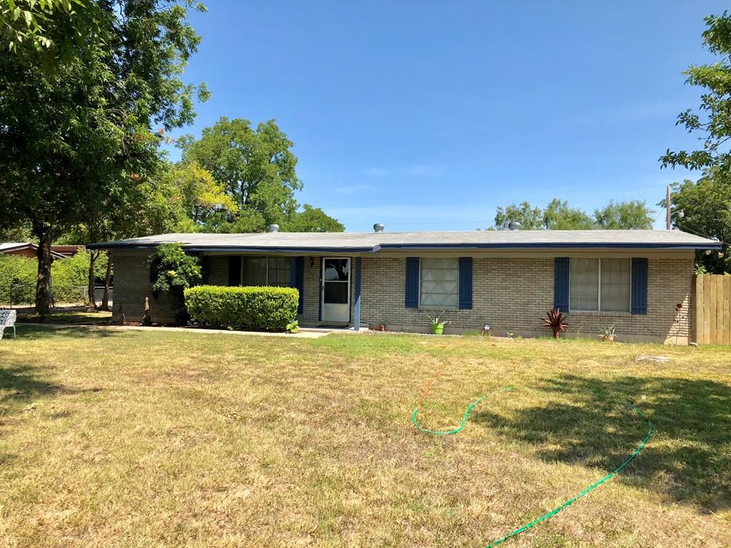 1 acres in Uvalde County, Texas