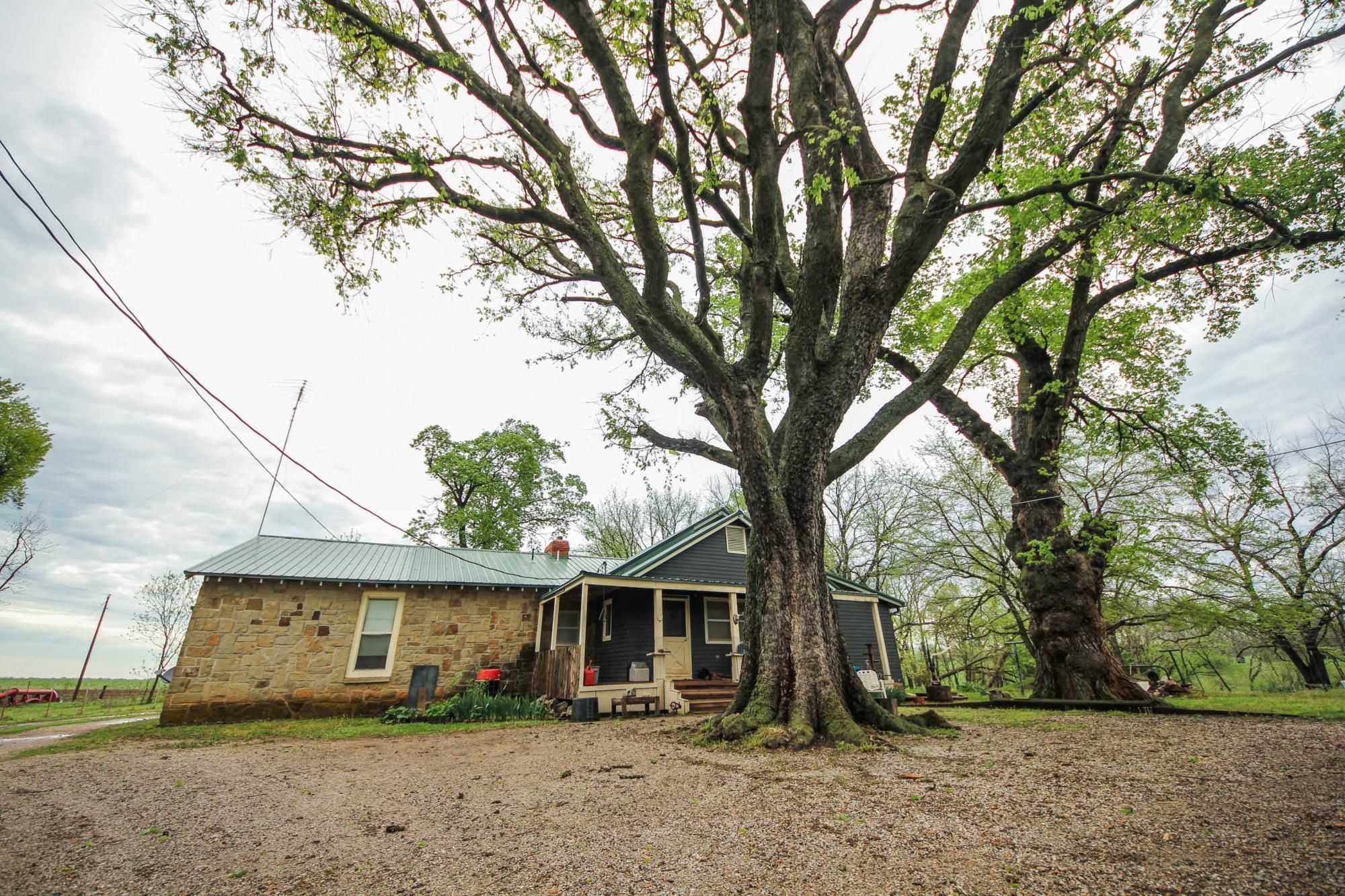 24 acres in Saint Clair County, Missouri