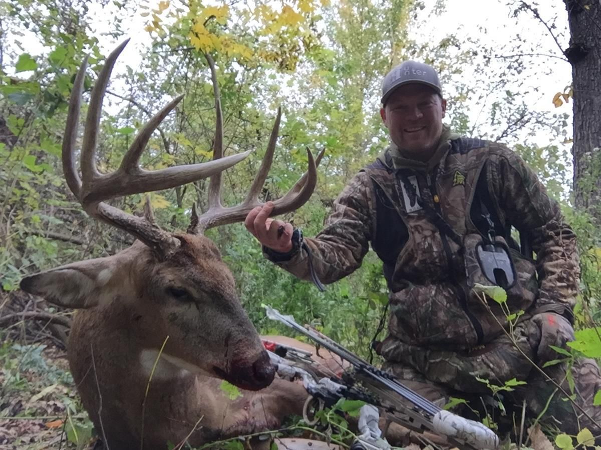 322 acres in Henderson County, Illinois