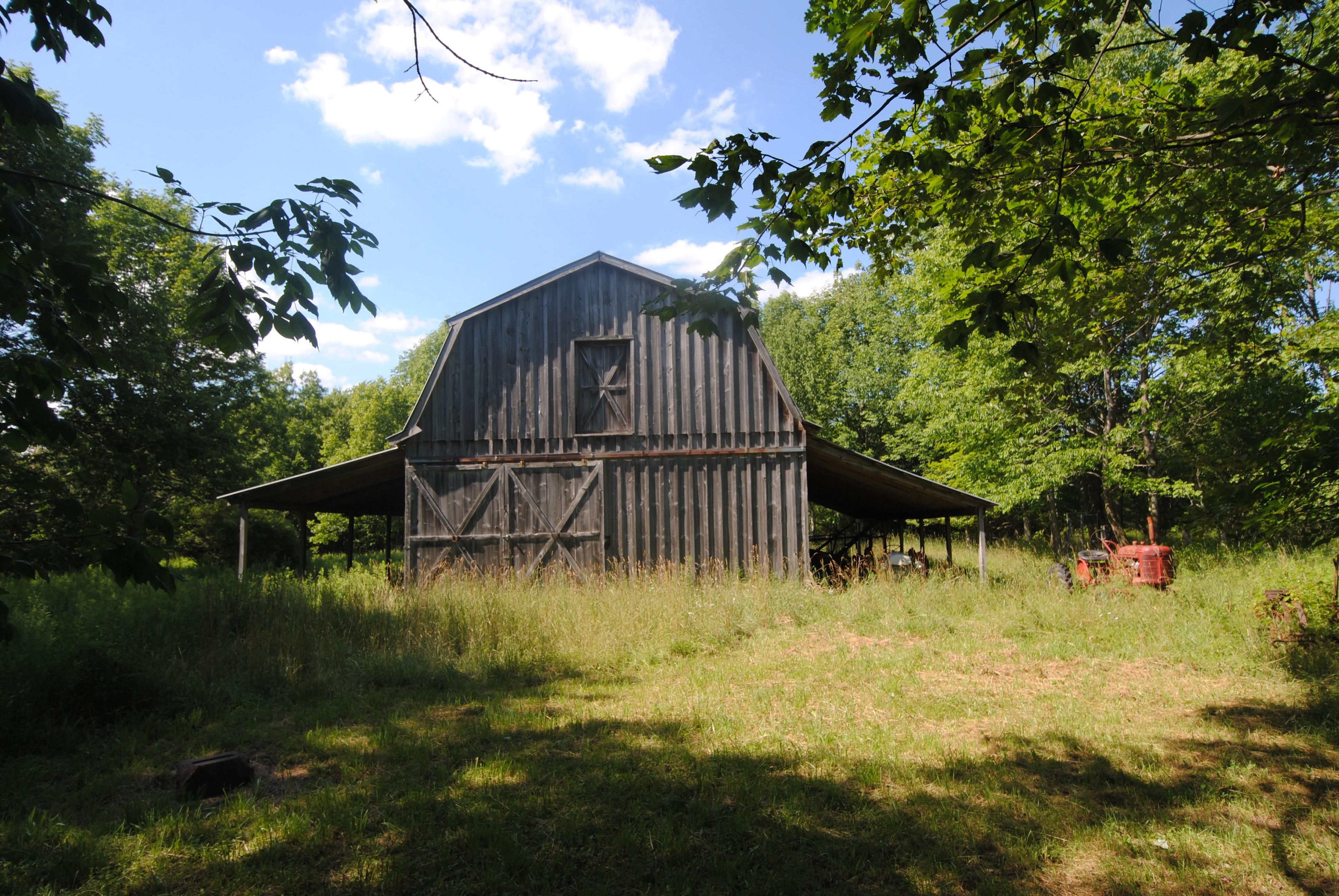 117.33 acres in Wayne County, Pennsylvania
