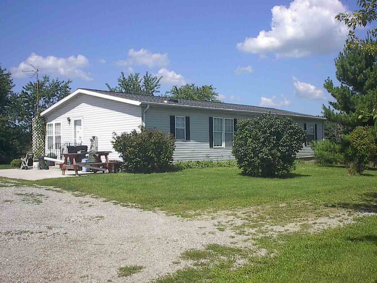 9.7 acres in DeKalb County, Indiana