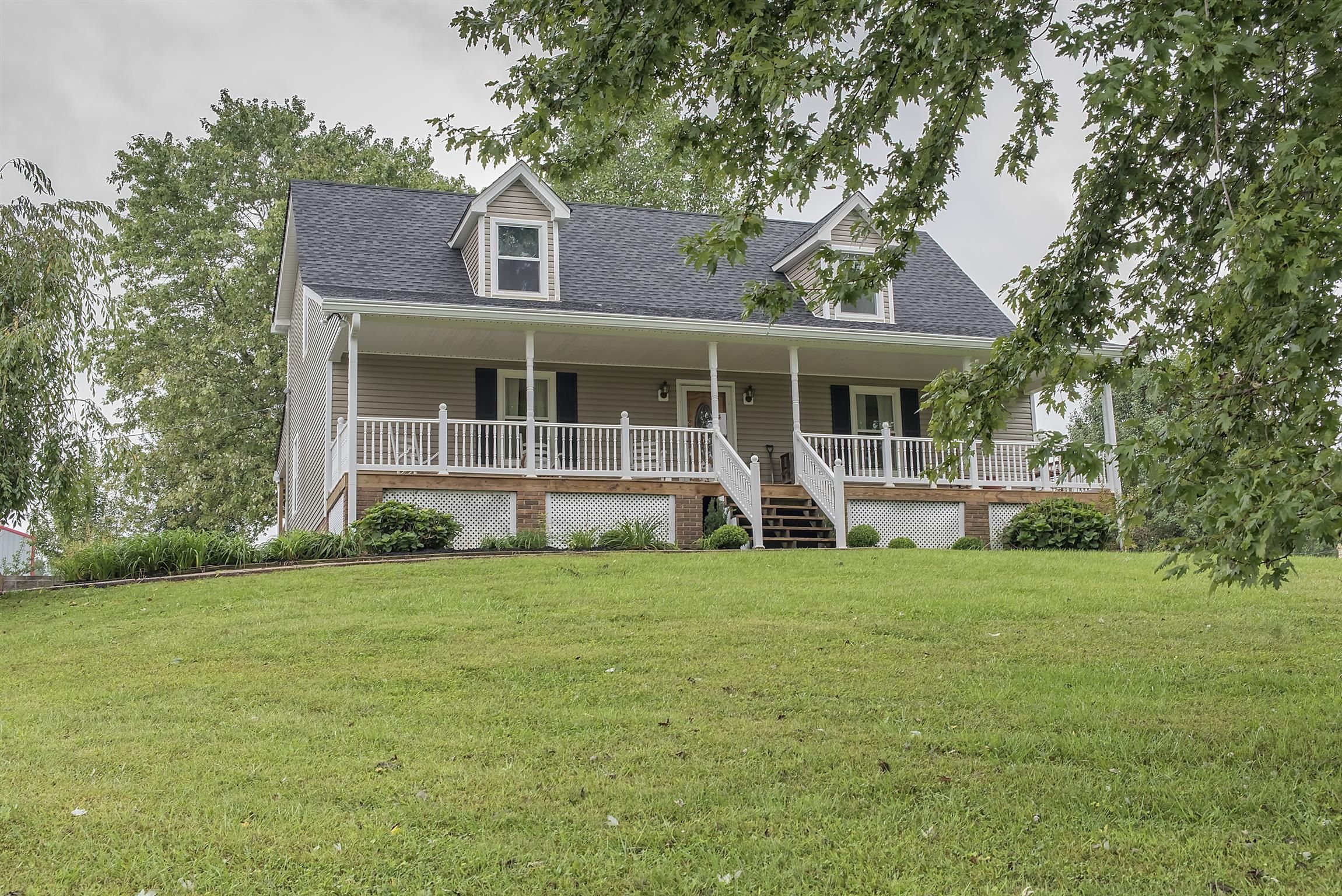 13.23 acres in Robertson County, Tennessee