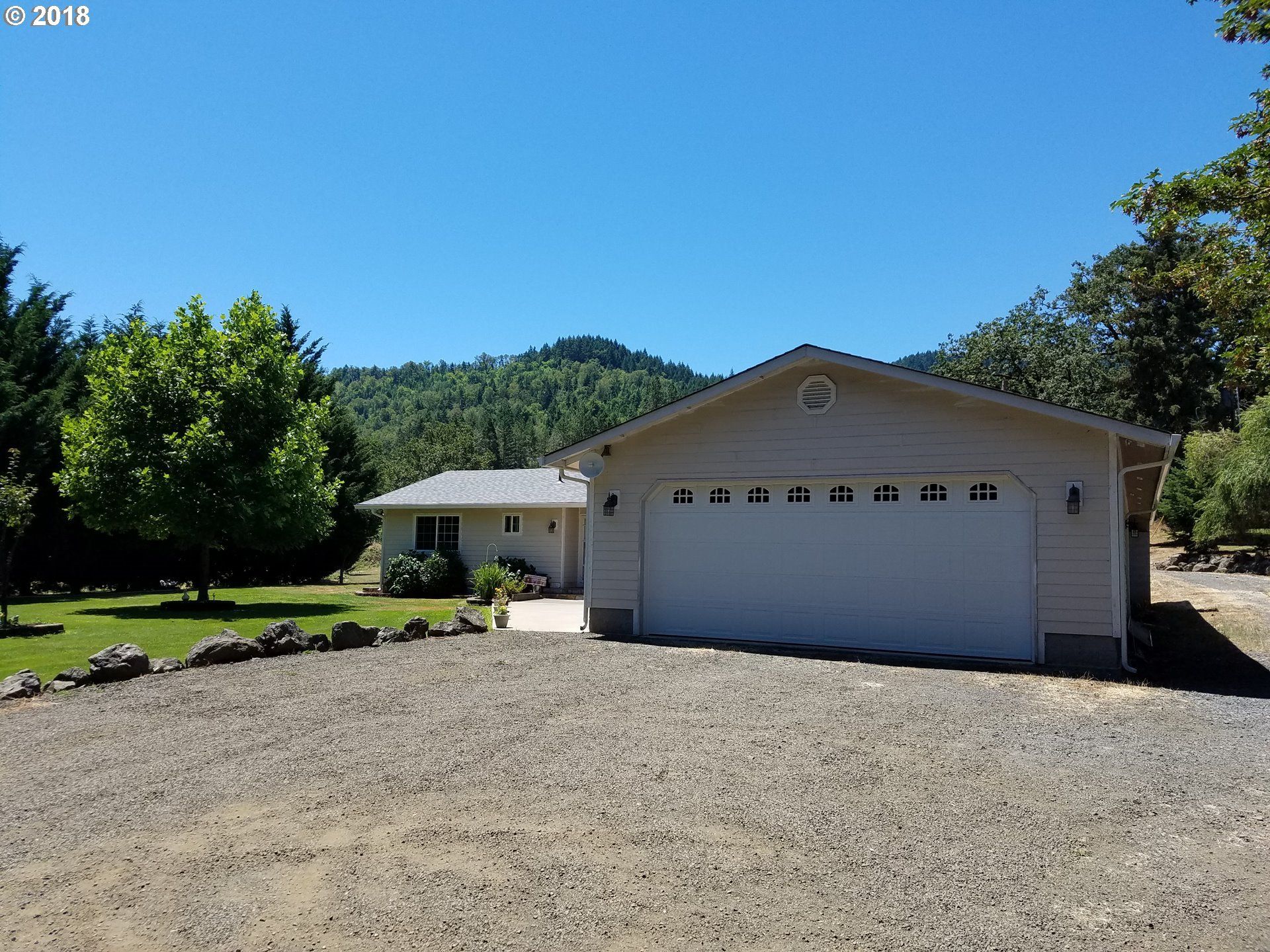 2.52 acres in Douglas County, Oregon