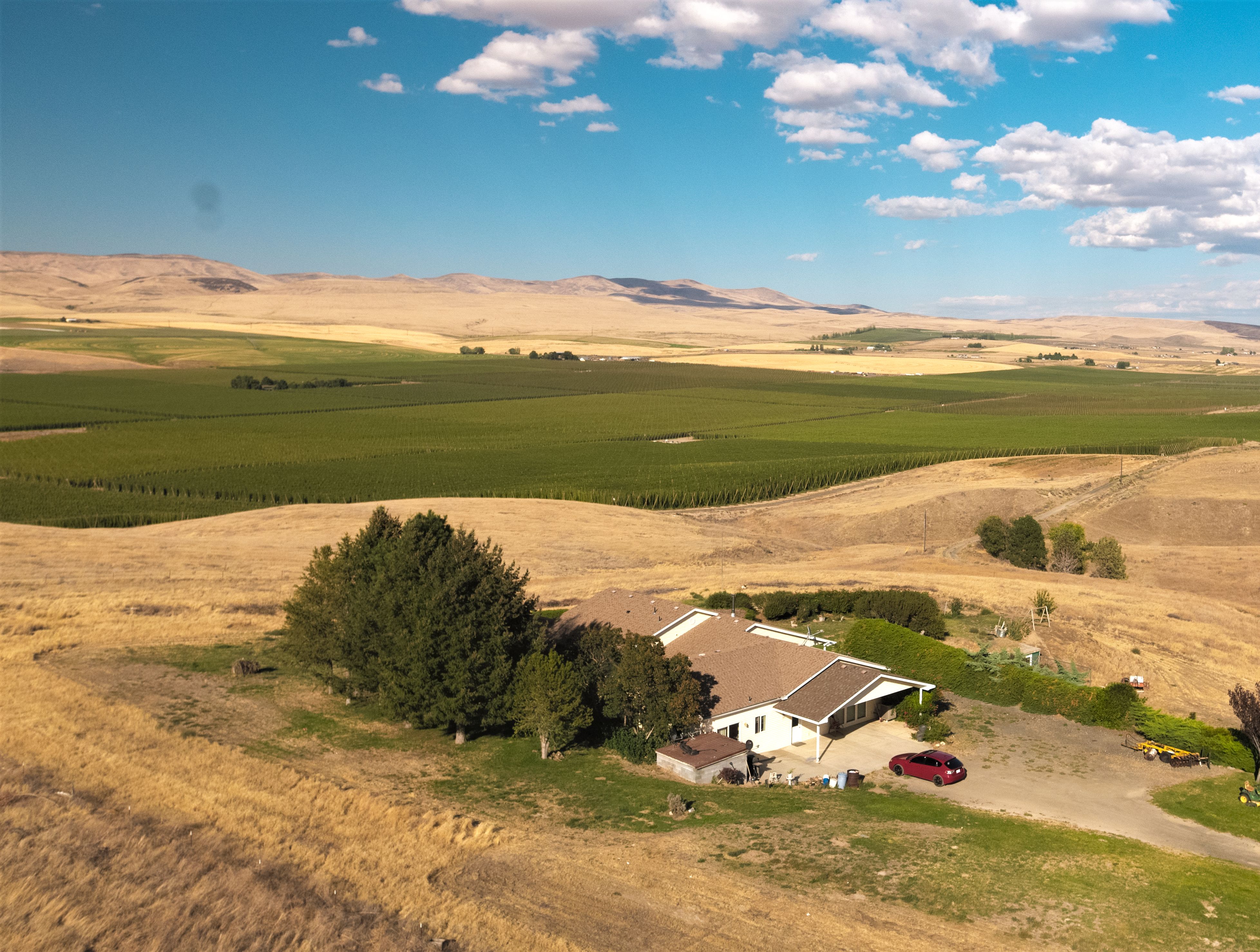 836 acres in Yakima County, Washington