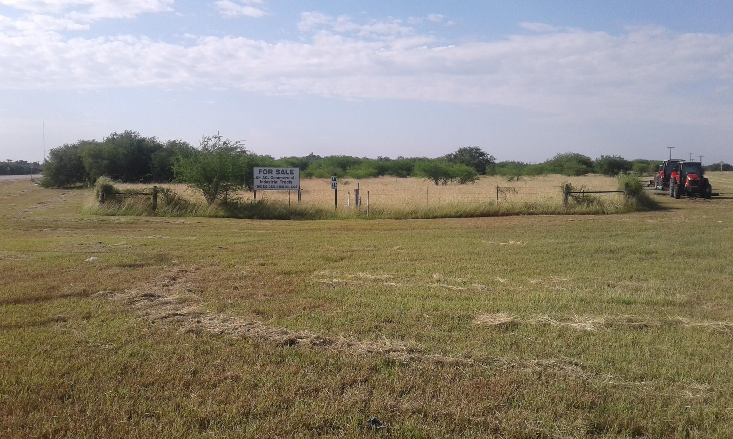 5 acres in Alice, TX, 78332