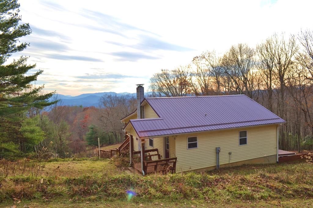 6.95 acres in Grayson County, Virginia