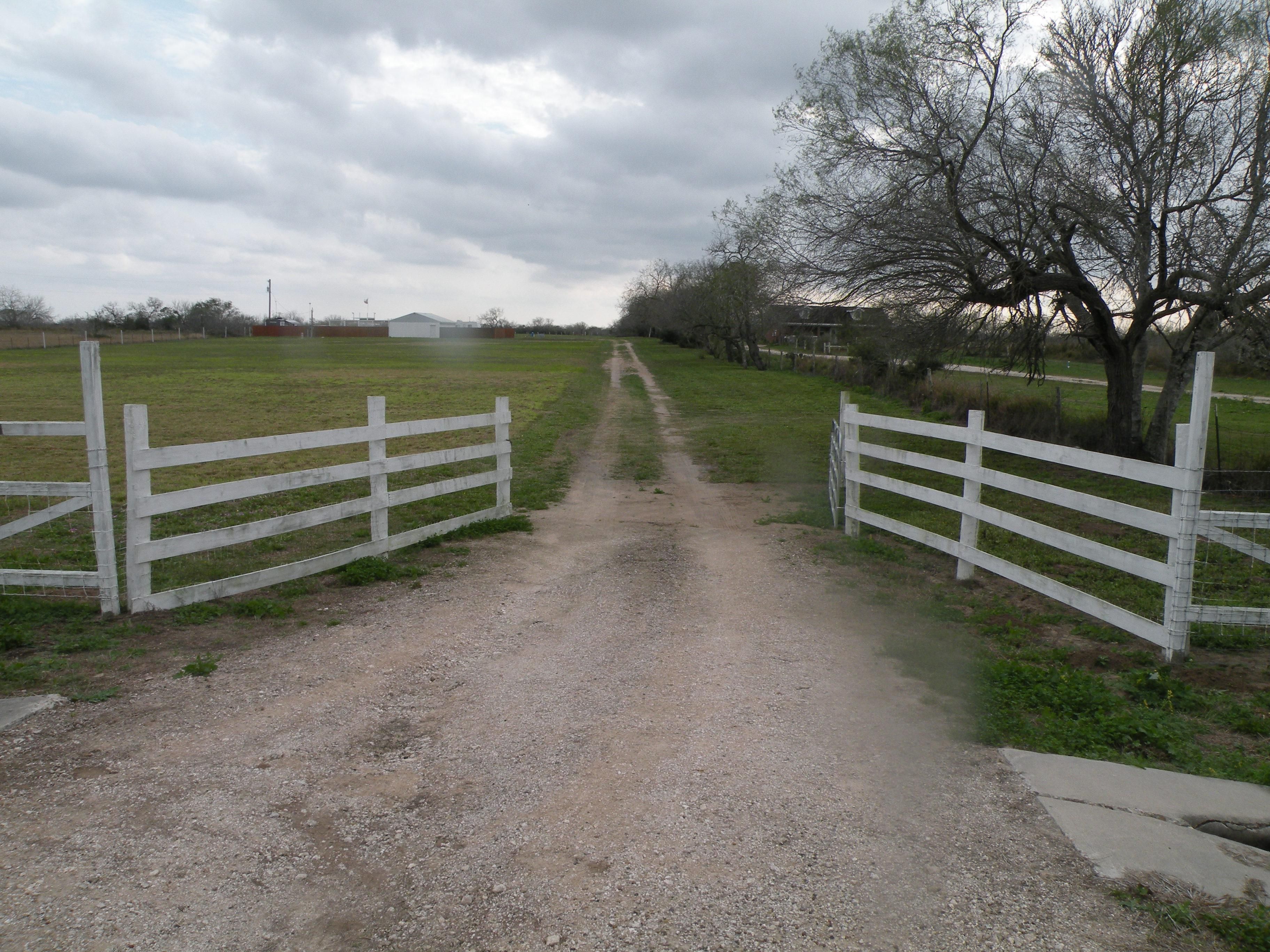7 acres in Brooks County, Texas