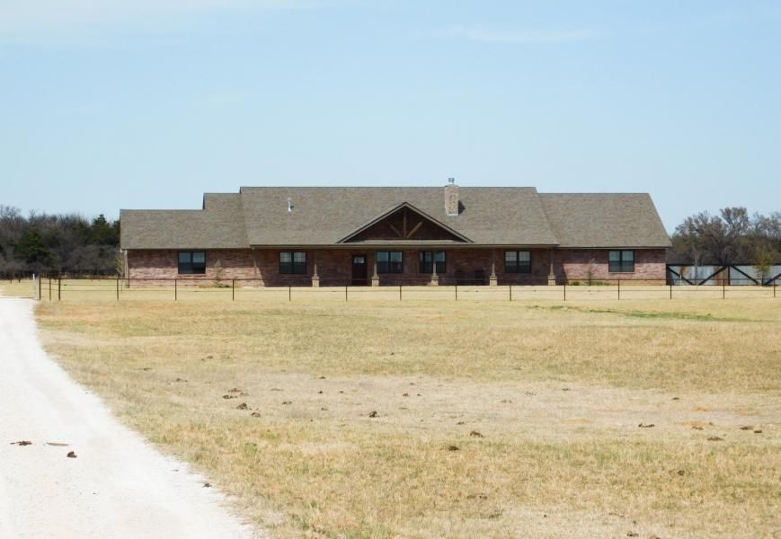 252334 E. CR 39, Cleo Springs, OK 73729