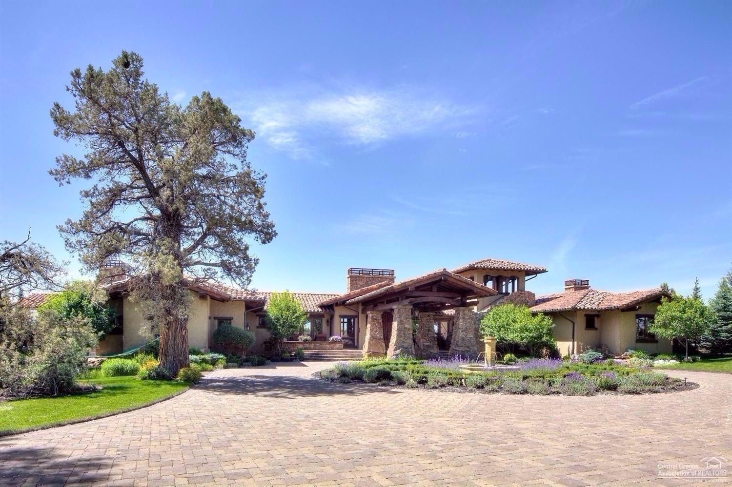 5 acres in Deschutes County, Oregon