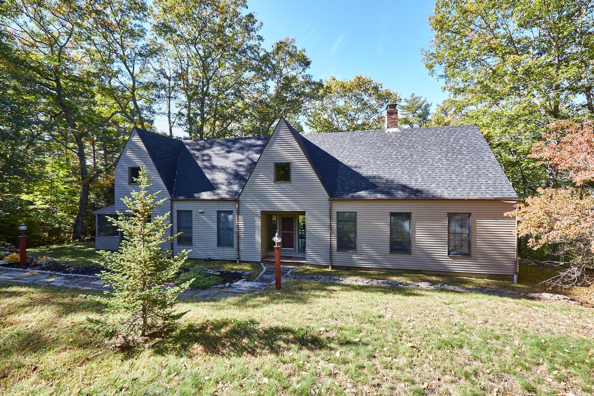 1.3 acres in Lincoln County, Maine