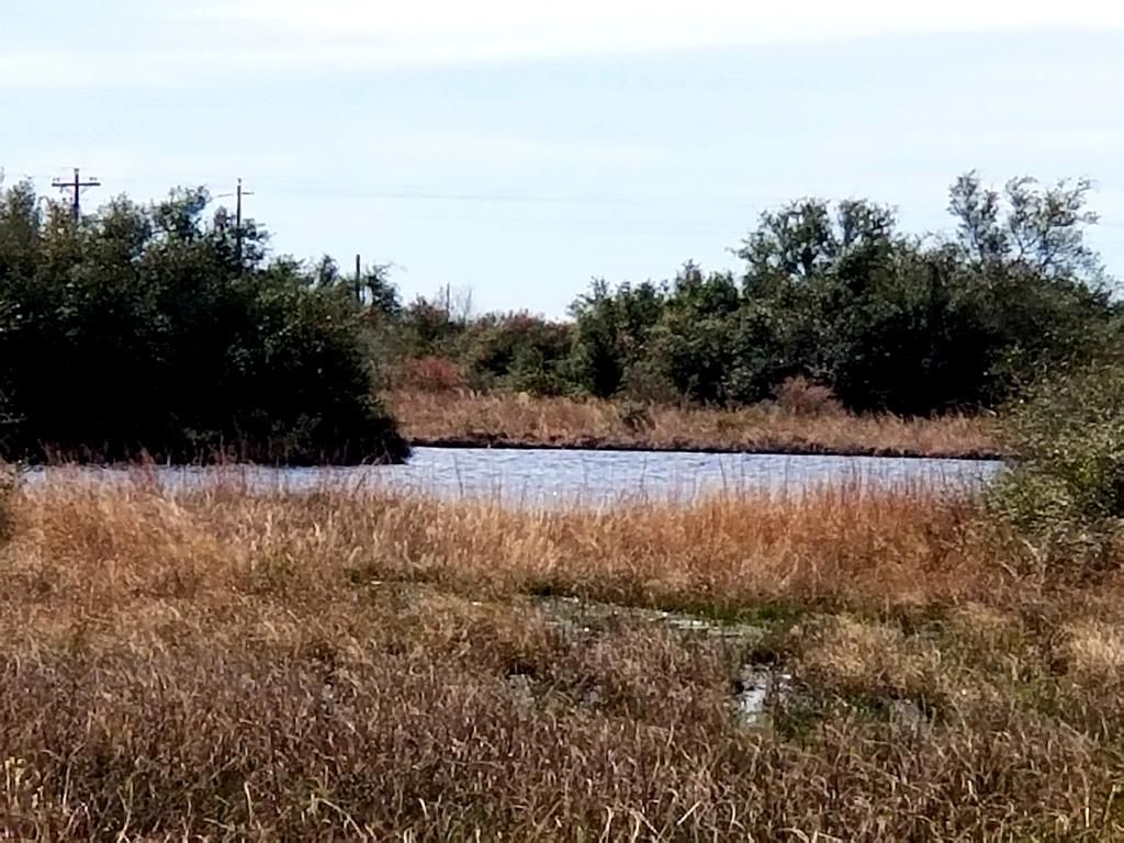 5 acres in Calhoun County, Texas