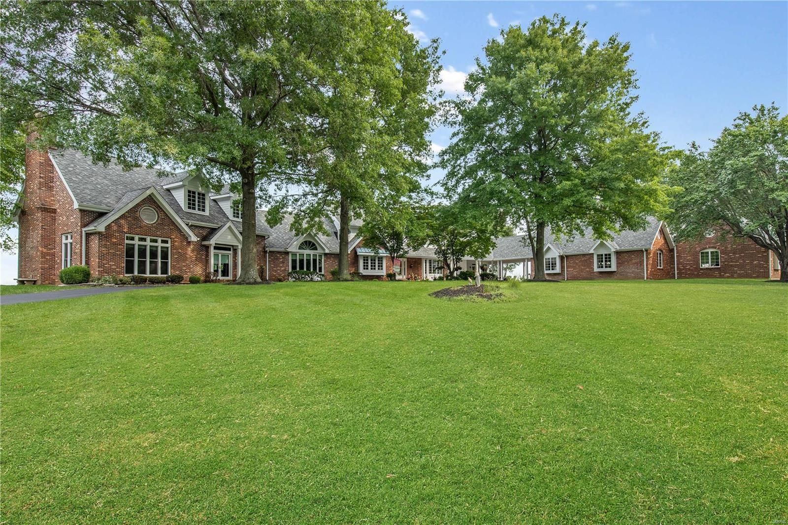 9.2 acres in Saint Louis County, Missouri