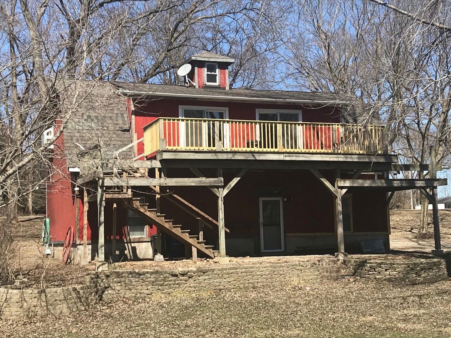 2 acres in Whiteside County, Illinois