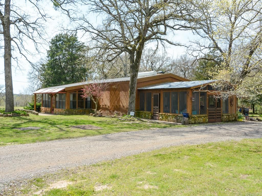 13.77 acres in Henderson County, Texas