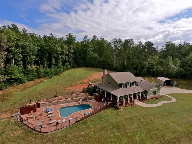 12.46 acres in Gilmer County,