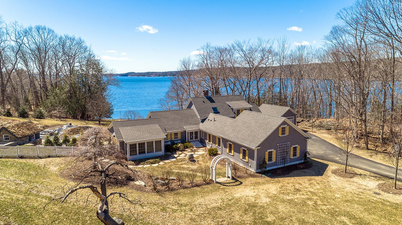 3.02 acres in Knox County, Maine