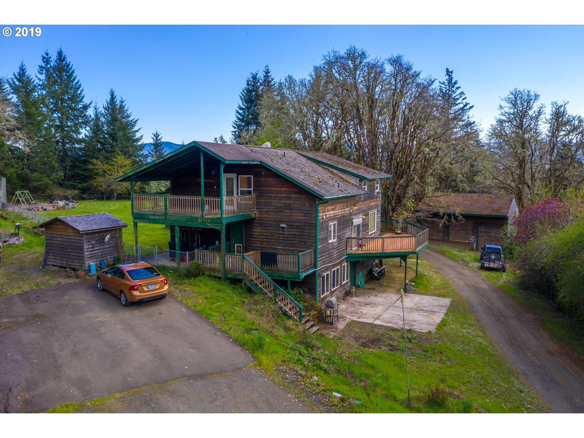 20 acres in Yamhill County, Oregon