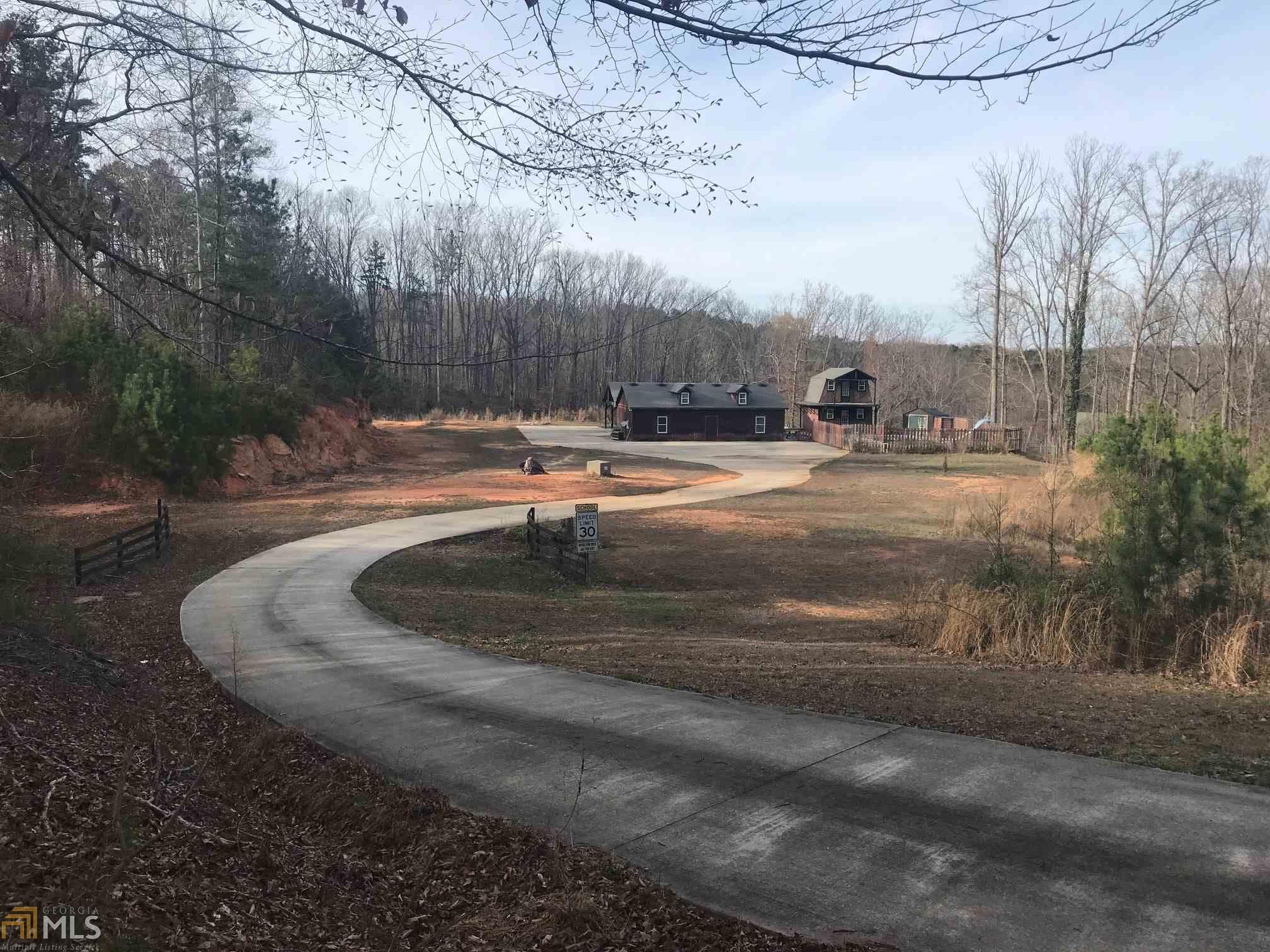 5 acres in Hall County,