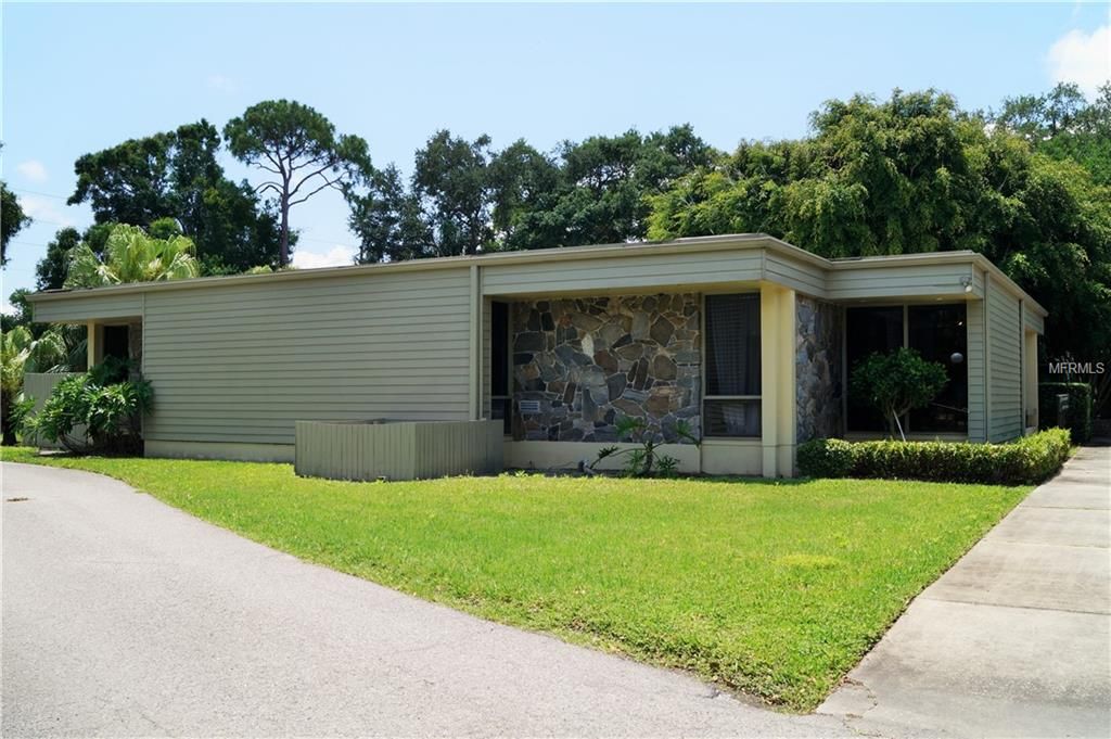 3 acres in Pinellas County, Florida