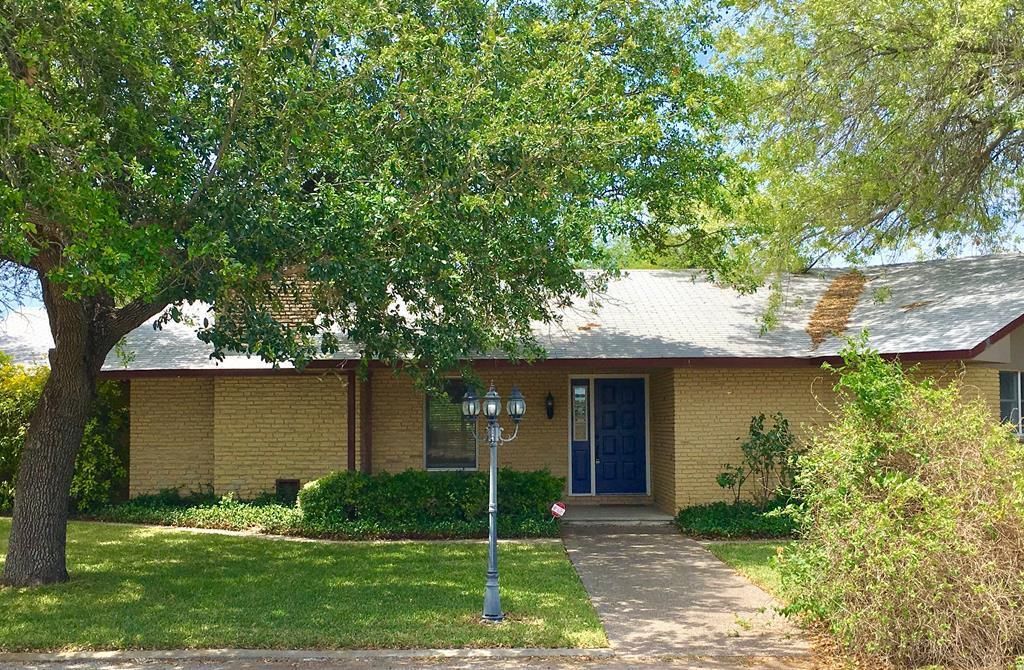 5 acres in Uvalde County, Texas