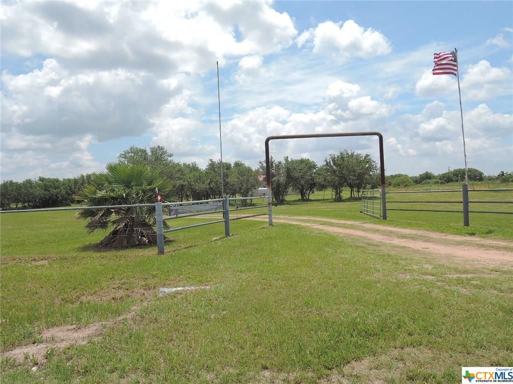 20 acres in Victoria County, Texas