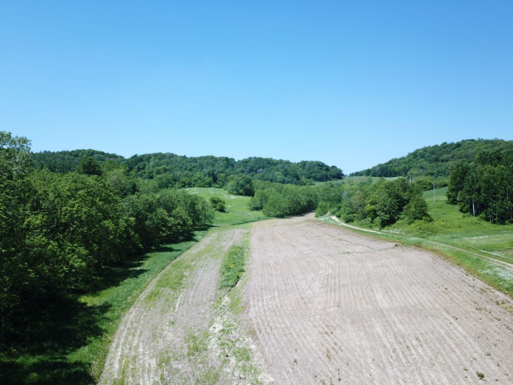 115 acres in Trempealeau County, Wisconsin