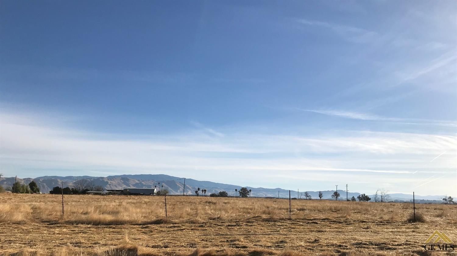 4.99 acres in Kern County, California