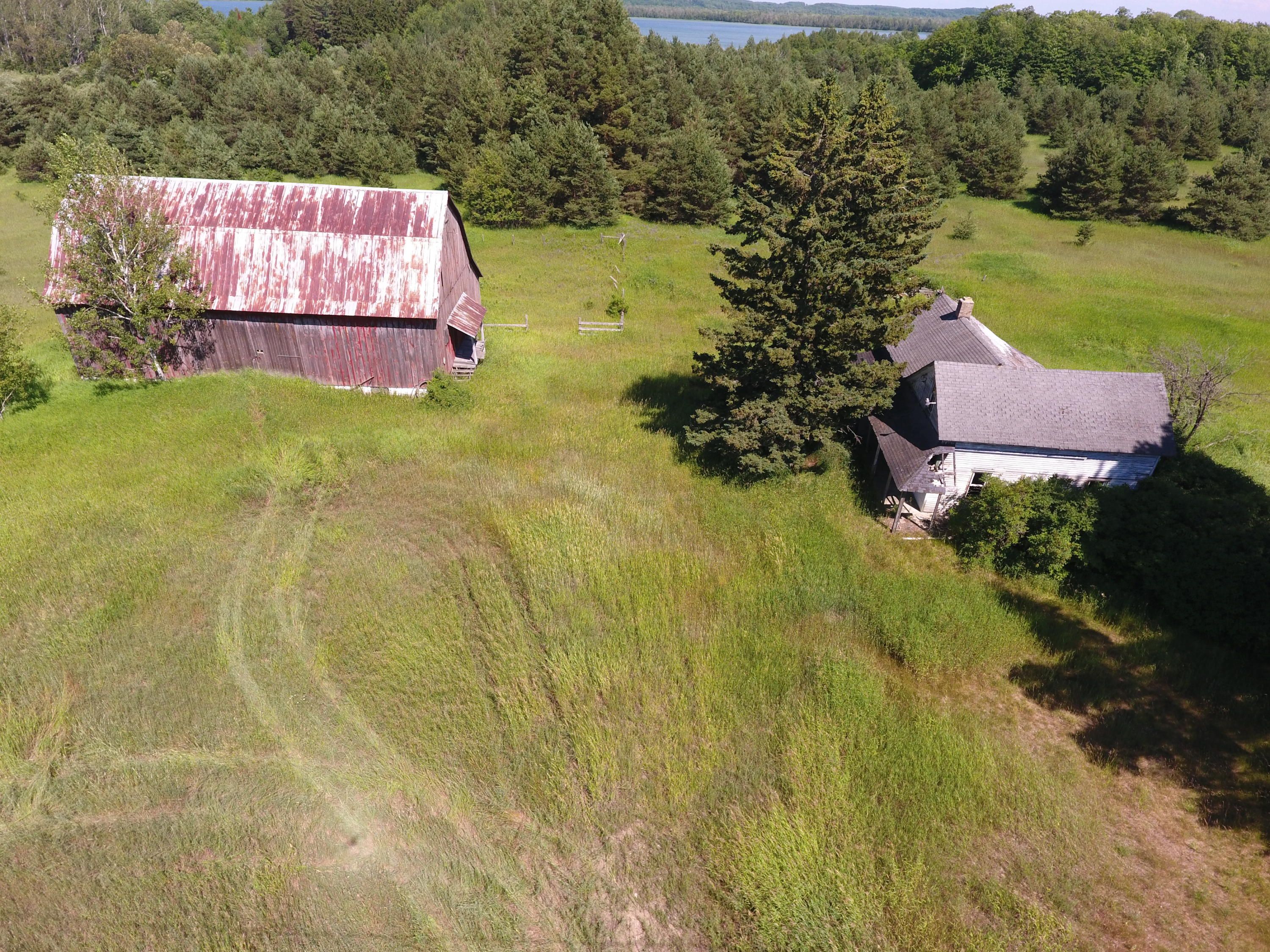 Eighty Acres Restaurant In Plum - sx60l67