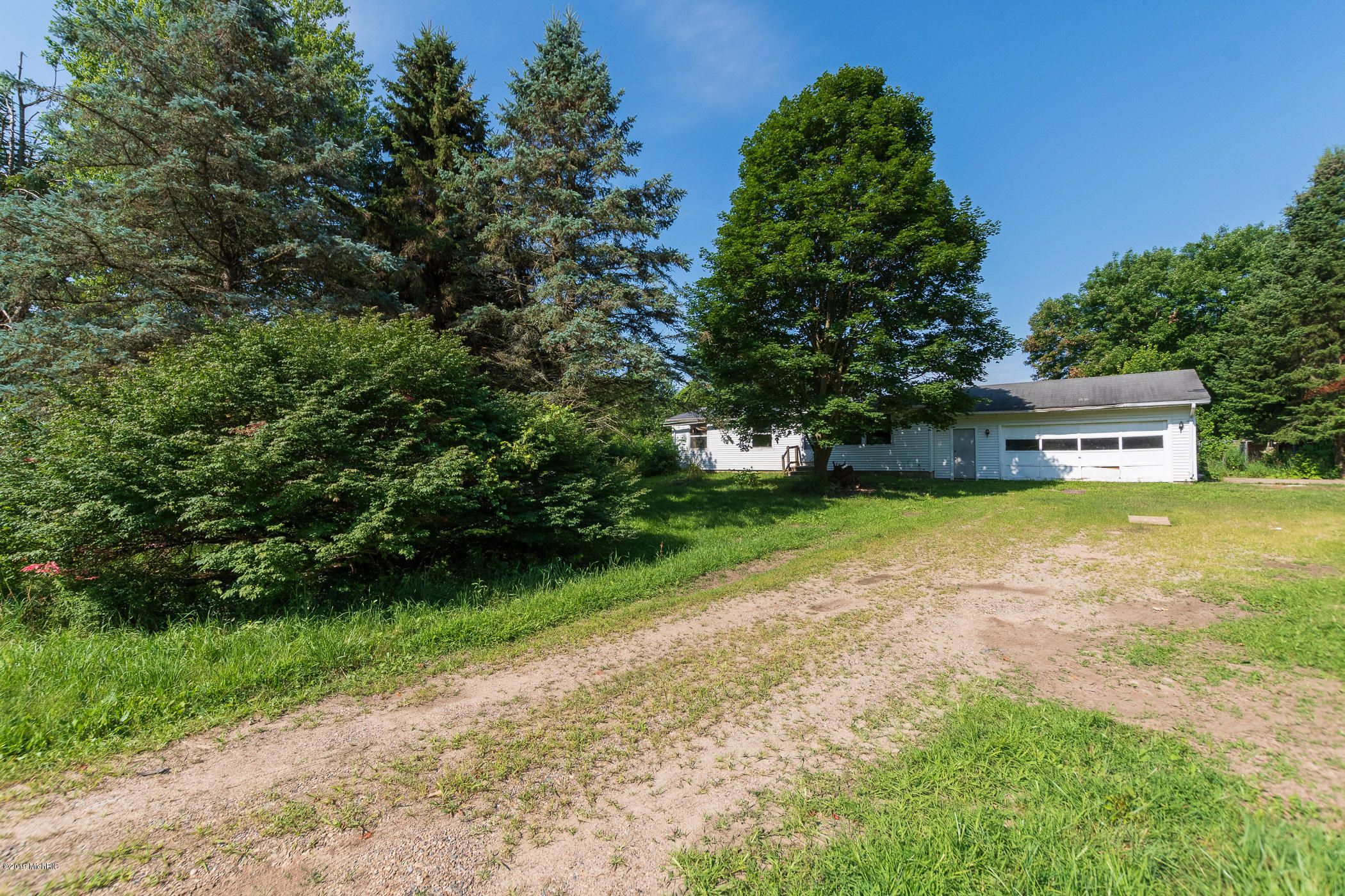 16.87 acres in Kalamazoo County, Michigan