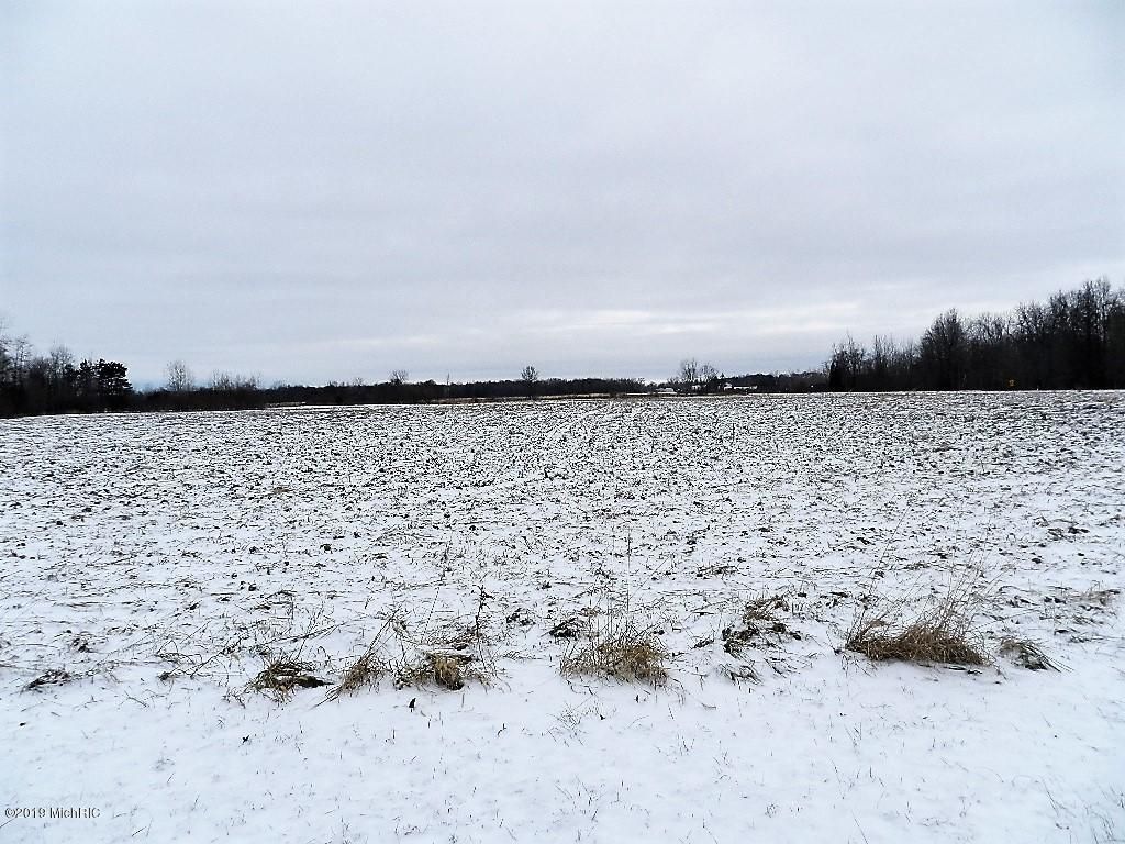 73 acres in Van Buren County, Michigan