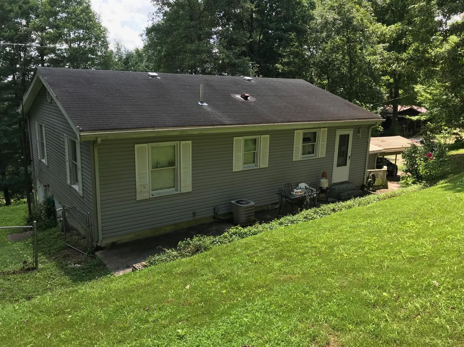 2 acres in Wolfe County, Kentucky