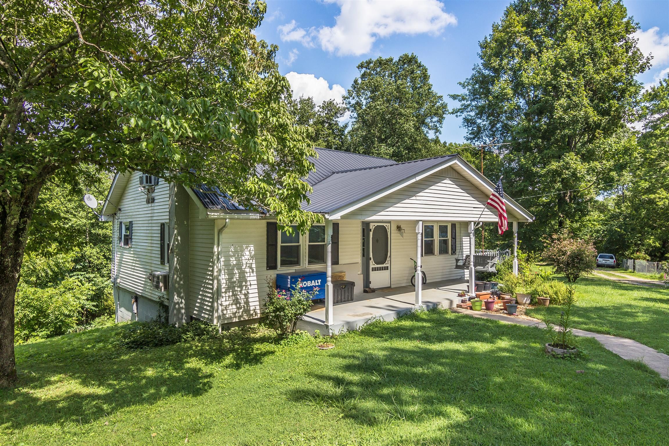 3.9 acres in Jackson County, Tennessee