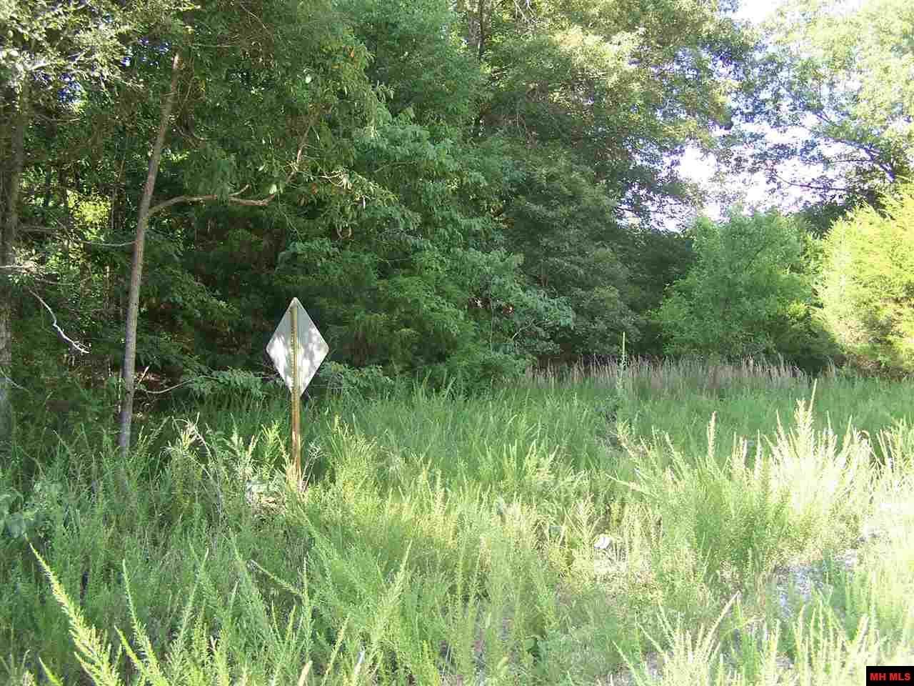 2.88 acres in Baxter County, Arkansas