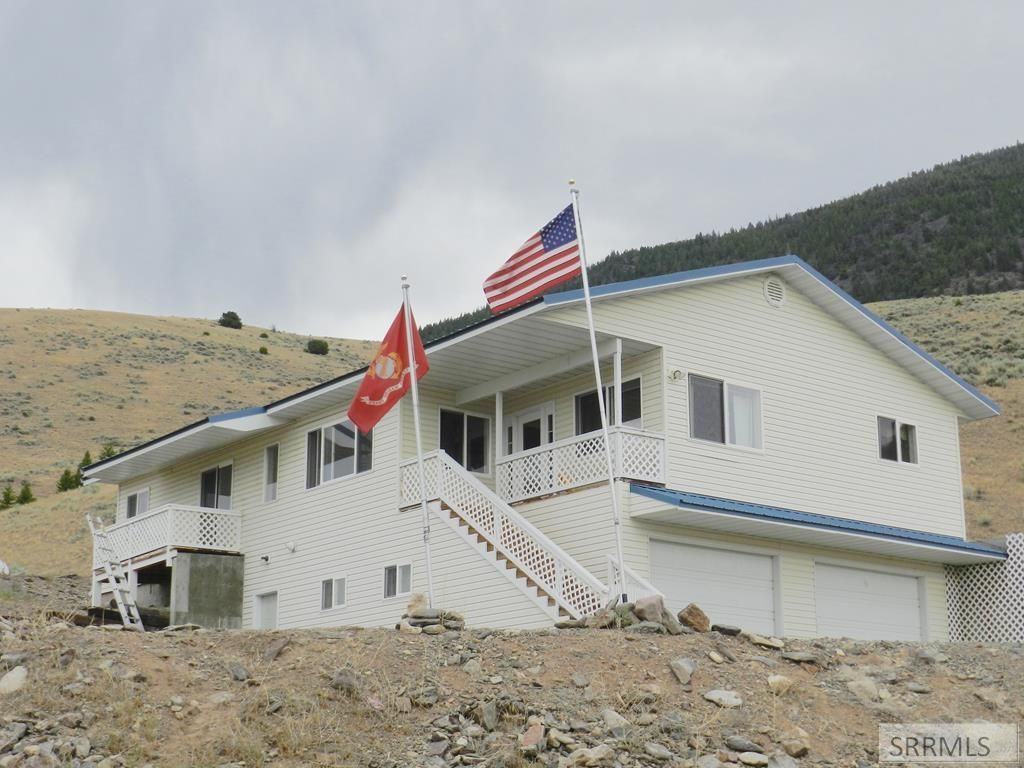 1.44 acres in Lemhi County, Idaho