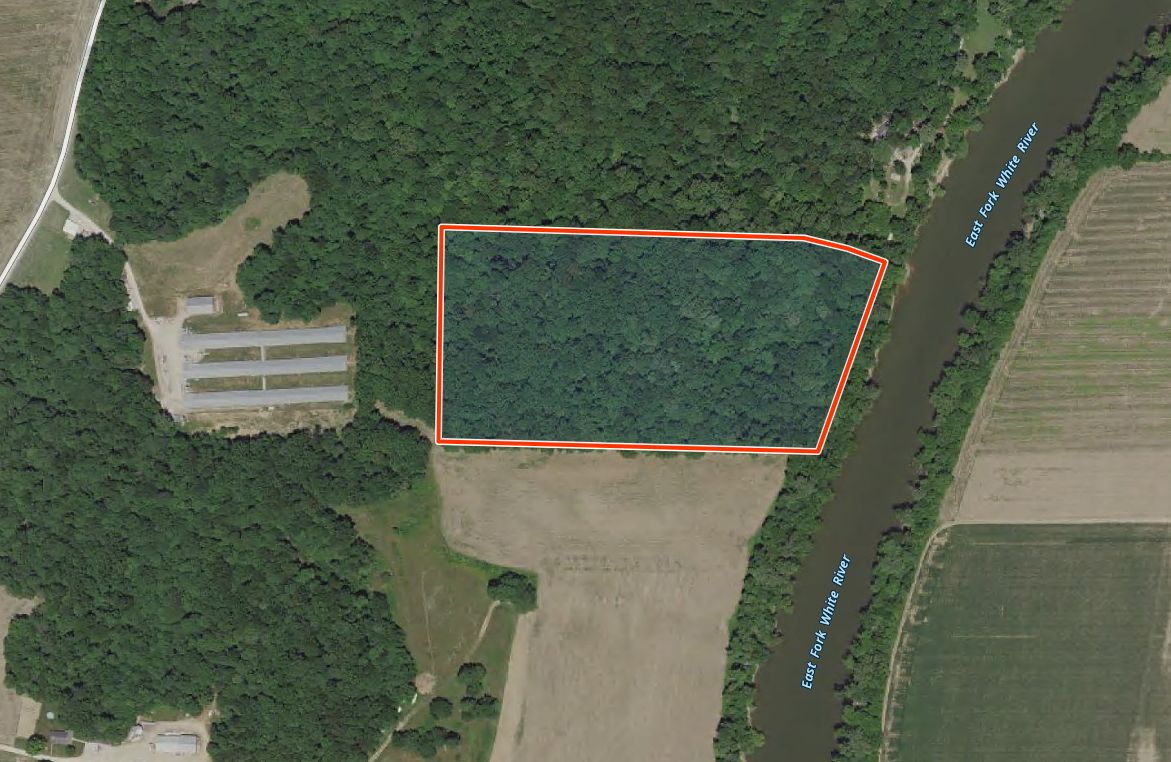18.5 acres in Martin County, Indiana